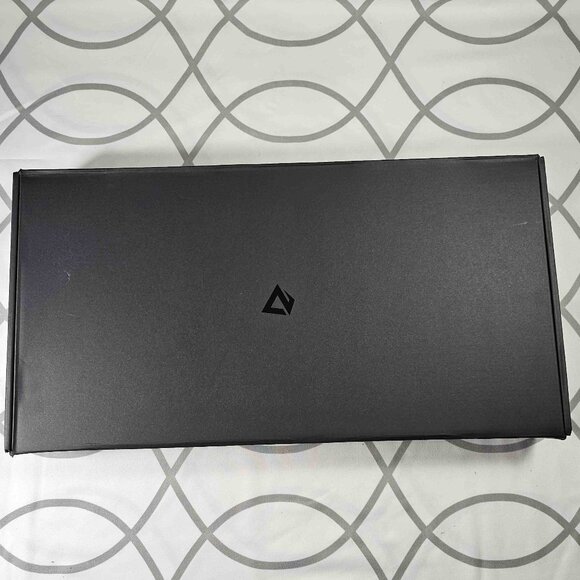 AUKEY KMG17 Mechanical Keyboard, Blue Switches 104key with Volume Control Button - Picture 6 of 6